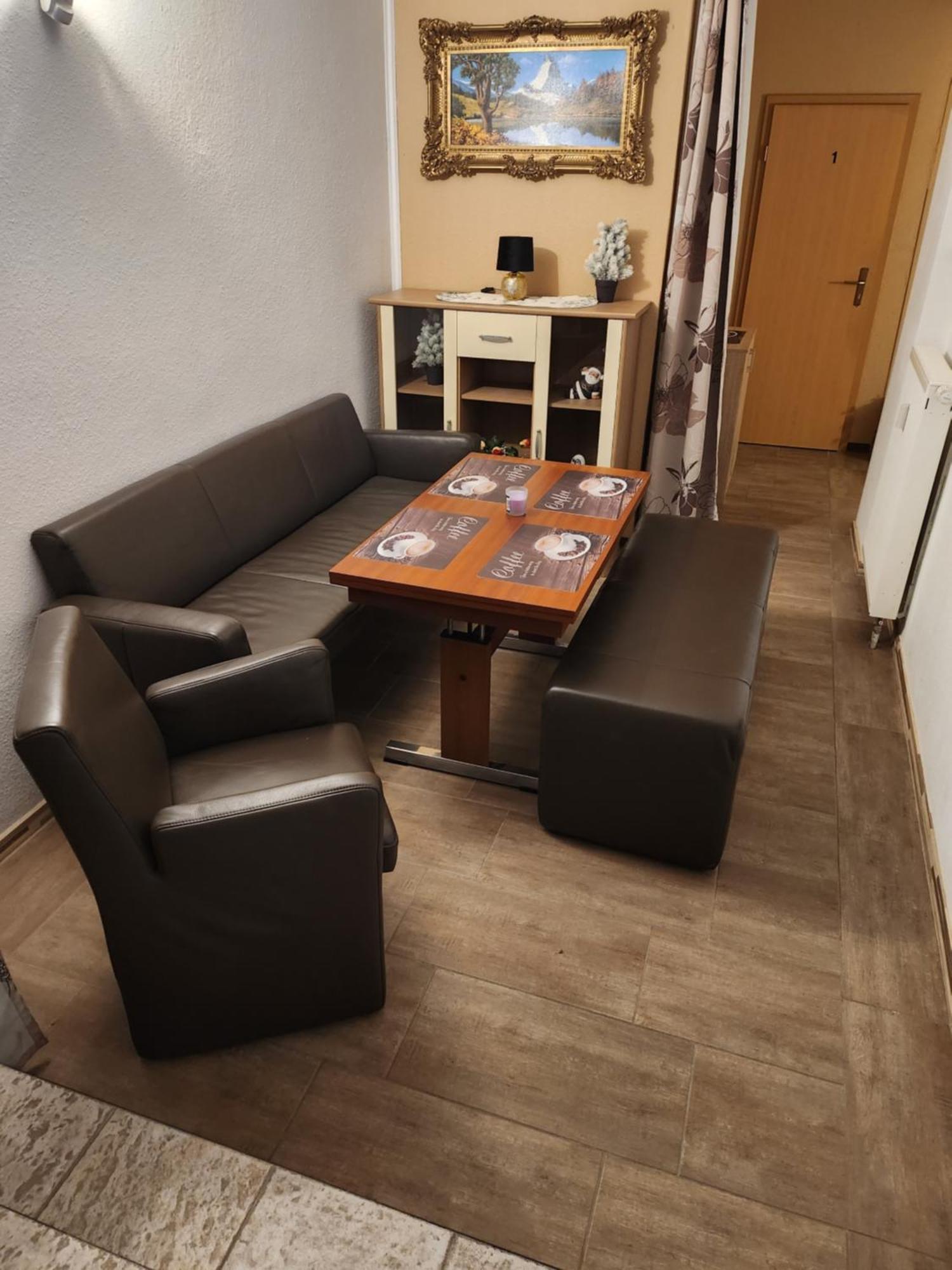 Ferienwhg Halle Relax-Oase: Spacious Apartment with Flexible Sleeping Arrangements Exterior photo